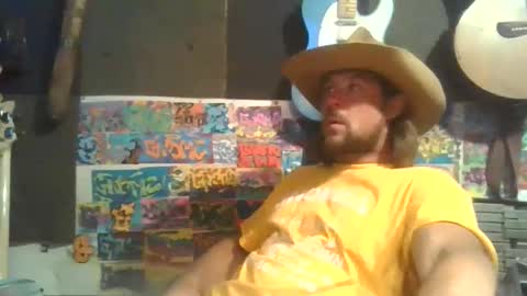 Snapshot of mathydonaski chatting on October 4, 12:16 am mathydonaski online show from October 4, 12:16 am