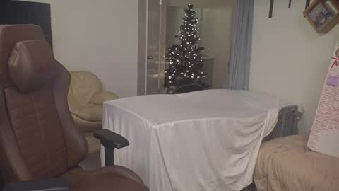 Matt Cash online show from December 4, 2:07 am