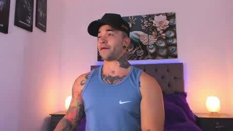 Matthew INDEPENDENT MODEL online show from April 19, 1:16 am