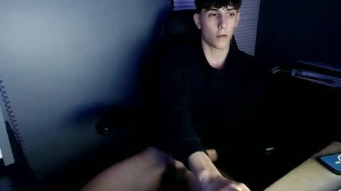 mattia online show from December 18, 11:12 pm