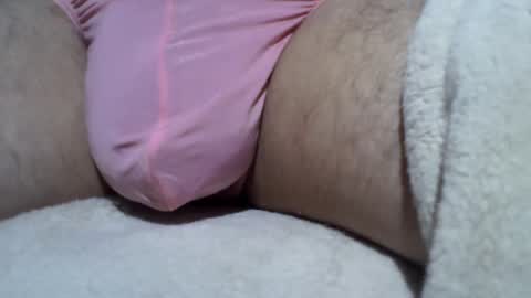 Snapshot of mattty13 chatting on February 25, 5:47 pm Hairy Bud online show from February 25, 5:47 pm