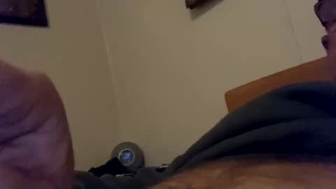 Snapshot of maturejerky chatting on December 2, 9:59 pm maturejerky online show from December 2, 9:59 pm