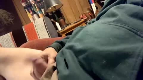 Snapshot of maturejerky chatting on December 6, 9:02 pm maturejerky online show from December 6, 9:02 pm