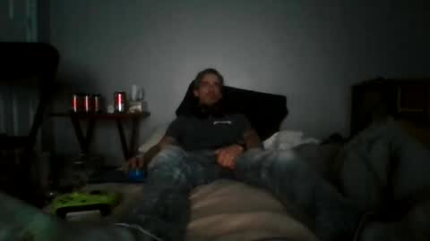 Snapshot of maubecaron1 chatting on October 20, 11:25 am ken34yee online show from October 20, 11:25 am