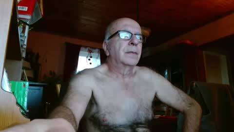 Maurice online show from December 20, 1:00 pm