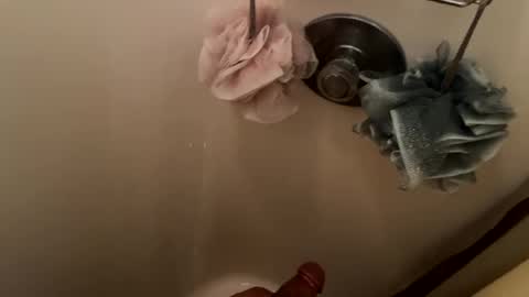 Big gunshots hopefully online show from October 4, 3:22 am