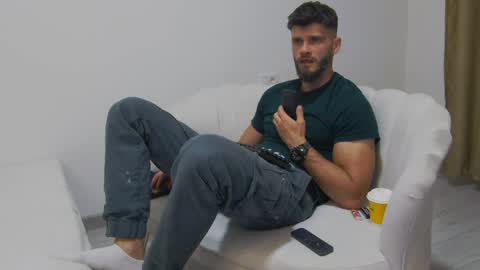 mauro_real_man online show from June 4, 6:14 pm