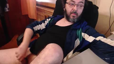 Max online show from November 30, 7:32 am