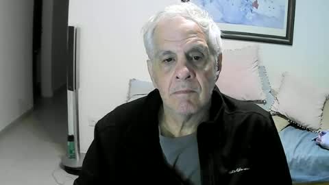 max_2017 online show from July 7, 2:44 am