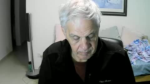 max_2017 online show from July 2, 3:05 am