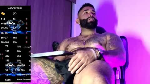 max__prada online show from October 29, 2:58 am