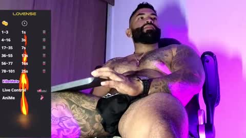 max__prada online show from November 22, 2:11 am