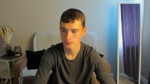 Max online show from September 18, 5:53 am