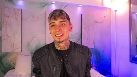 Max online show from April 16, 3:50 am