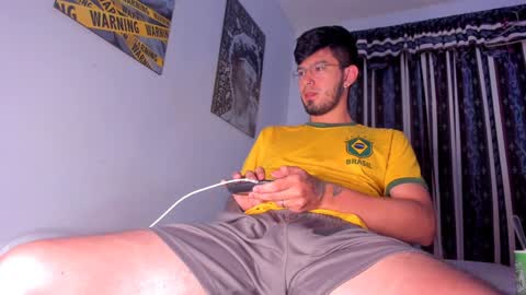 Max online show from February 3, 11:31 am