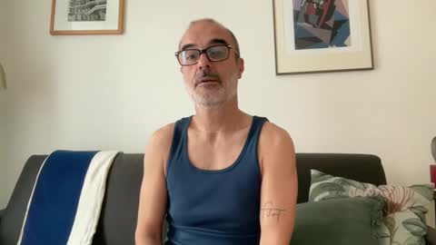 Max Mikado online show from May 7, 2:39 pm