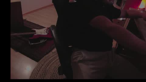 maxcamlove online show from October 5, 4:05 am