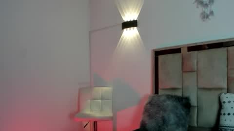 maxfont online show from October 15, 7:21 pm