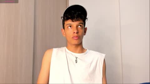 Max  online show from February 22, 8:21 pm