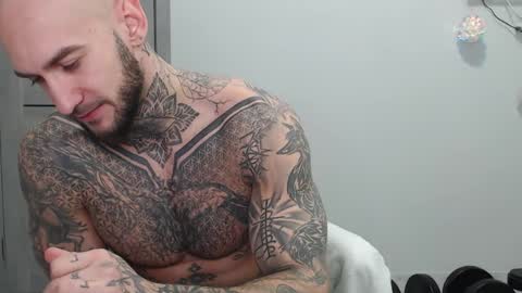 Maximus Fox online show from April 6, 7:09 am