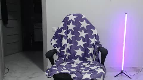 Maximus Fox online show from October 1, 7:01 am