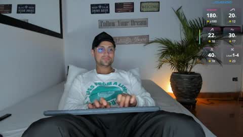 MAXI      online show from April 10, 8:21 am