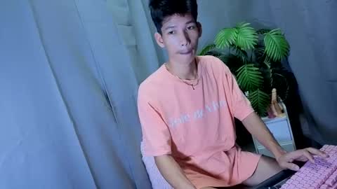 Reyn online show from October 16, 10:45 am