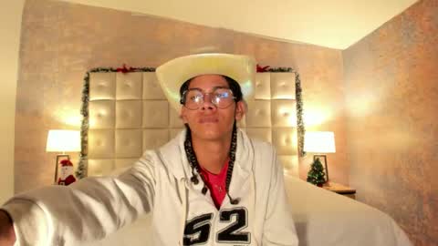 maxim online show from January 9, 3:23 am