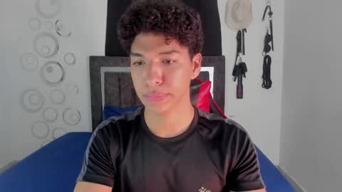 Maximiliano online show from January 31, 7:23 pm