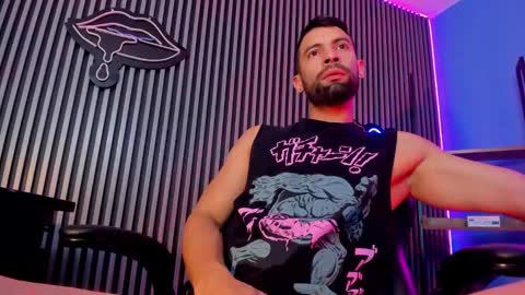 Maximo online show from February 18, 3:53 am