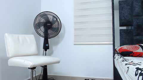 Maximo Sebastian online show from December 23, 1:40 am