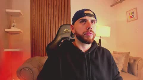 Maximo Wolf online show from January 9, 9:31 pm