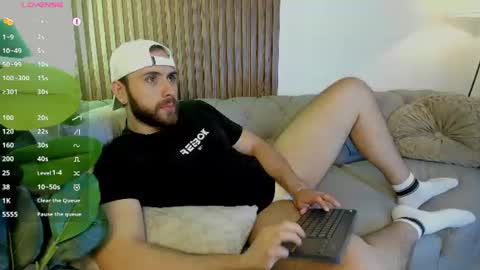 Maximo Wolf online show from July 14, 2:05 am