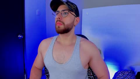 MAXIMO online show from January 26, 11:39 pm