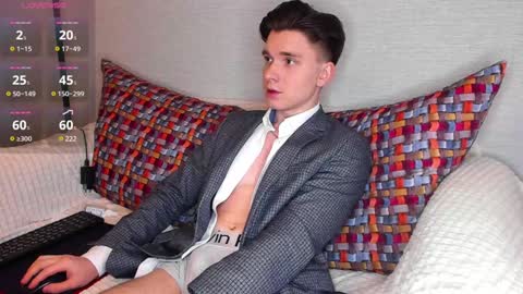 Max online show from February 2, 6:42 pm