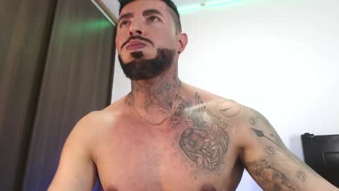 Independent Model online show from April 13, 5:52 am