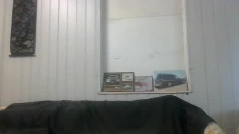 Max online show from January 5, 1:24 am