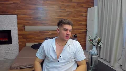 MaxKaiden online show from March 10, 6:08 am