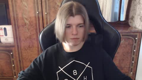 Max online show from January 27, 1:09 pm