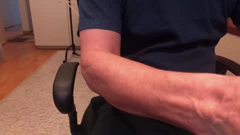 Max online show from November 5, 11:12 am