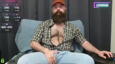 Meaty Roll online show from March 8, 9:30 pm