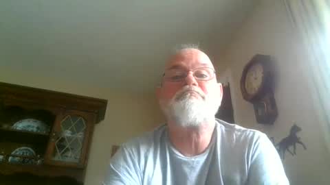 Snapshot of medic243 chatting on September 30, 4:43 pm Medicineman online show from September 30, 4:43 pm