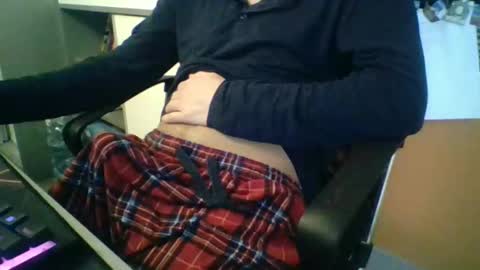 Snapshot of meks5544 chatting on January 3, 9:47 am meks5544 online show from January 3, 9:47 am