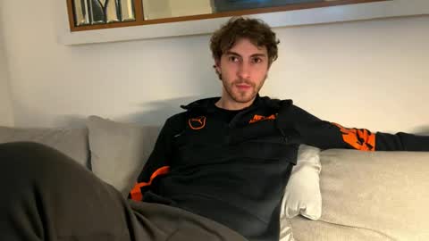 Melodicass online show from February 19, 1:13 am