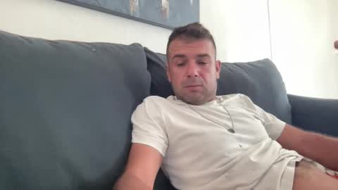 Mercedes190d online show from April 18, 1:45 pm