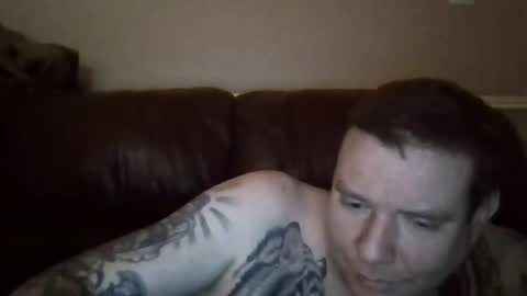 Snapshot of mercher627021 chatting on December 7, 12:20 am ezio online show from December 7, 12:20 am