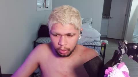 Merlinz Magic online show from February 5, 10:28 pm