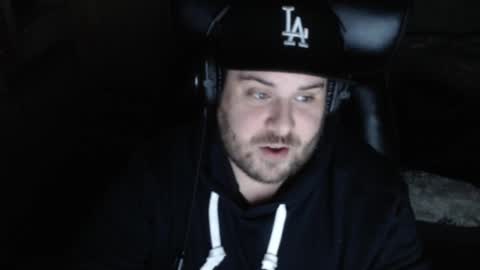 Snapshot of mi_vida21 chatting on December 27, 5:37 pm just ask online show from December 27, 5:37 pm