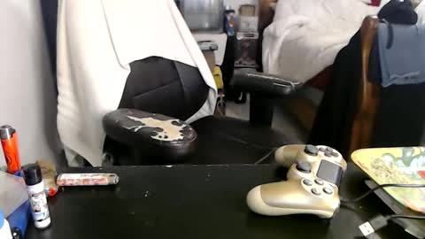 Snapshot of miaking chatting on September 18, 4:36 am Mark online show from September 18, 4:36 am