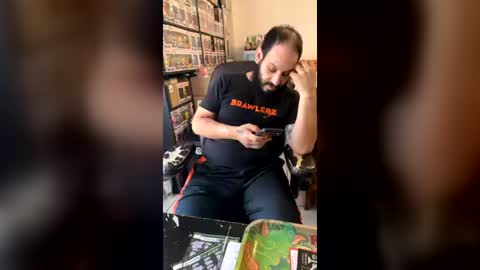Mark online show from July 5, 2:02 pm